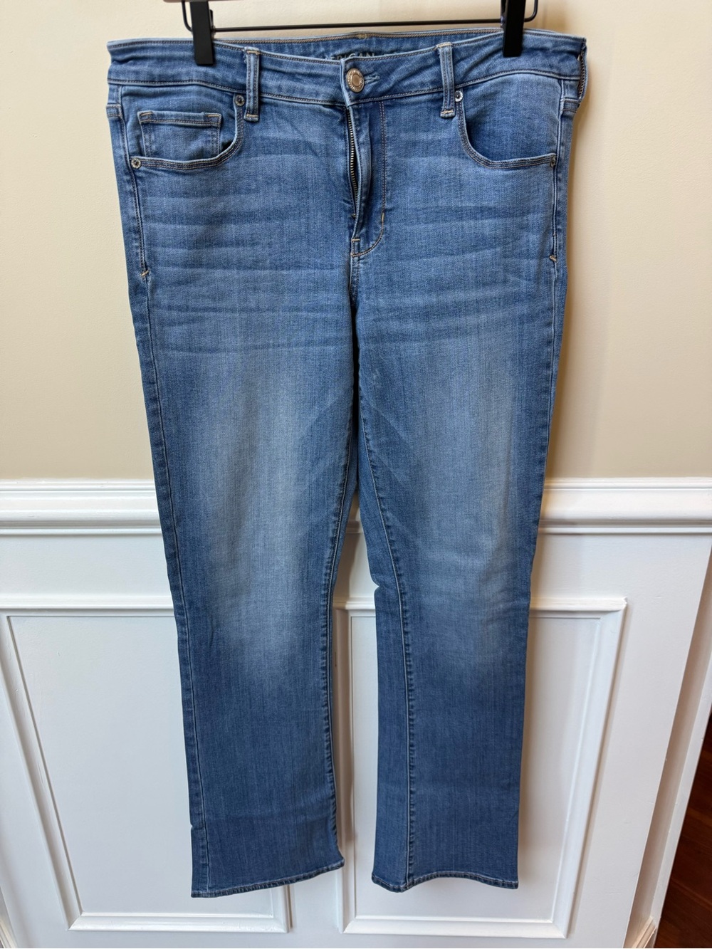 American Eagle Outfitters  Skinny Kick Jeans